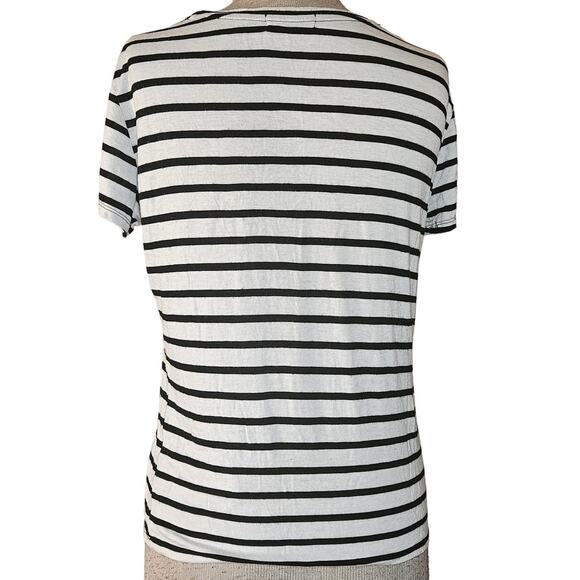 White and Black Striped Short Sleeve Top Size XL - Picture 2 of 4